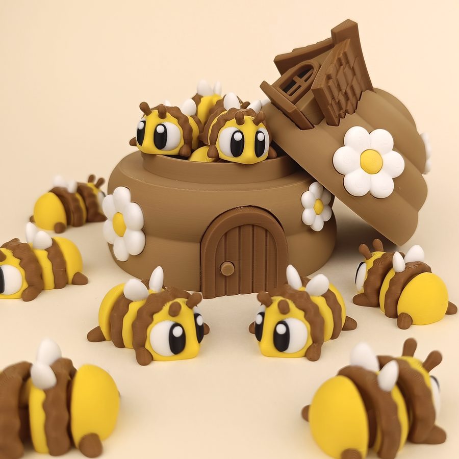Flexi bees with beehive playset, 3D printed